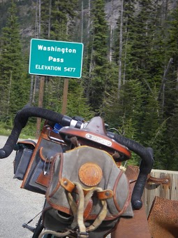 Bike travel in Washington lets you see the state from the best possible vantage point: your bike saddle! Tell us who has made your bike travel experience amazing and send in a nomination for the Adventure Cycling Association bicycle travel awards.