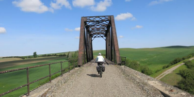 Bicyclist on a trail in Washington