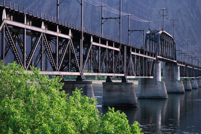 Photo of the Beverly Bridge on the Palouse to Cascades Trail